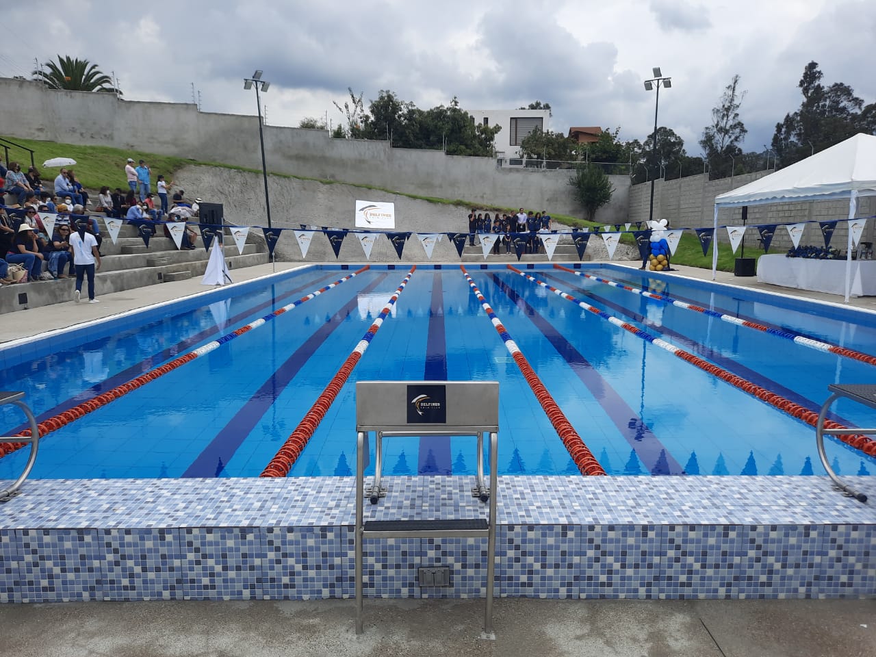 Delfines Swim Club inauguró su piscina semiolímpica - Concentración  Deportiva de Pichincha